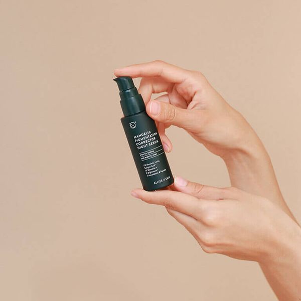 Allies of Skin Нічна сироватка для обличчя Mandelic Pigmentation Corrector Night Serum PMPCS030EN01 фото