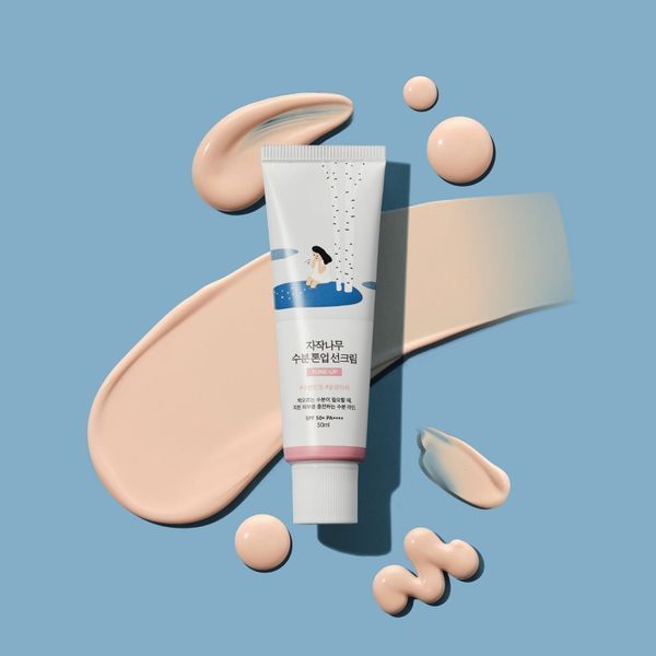ROUND LAB Birch Juice Moisturizing Tone Up Sunscreen Тонувальний сонцезахисний крем з березовим соком 50 ml 4008 фото